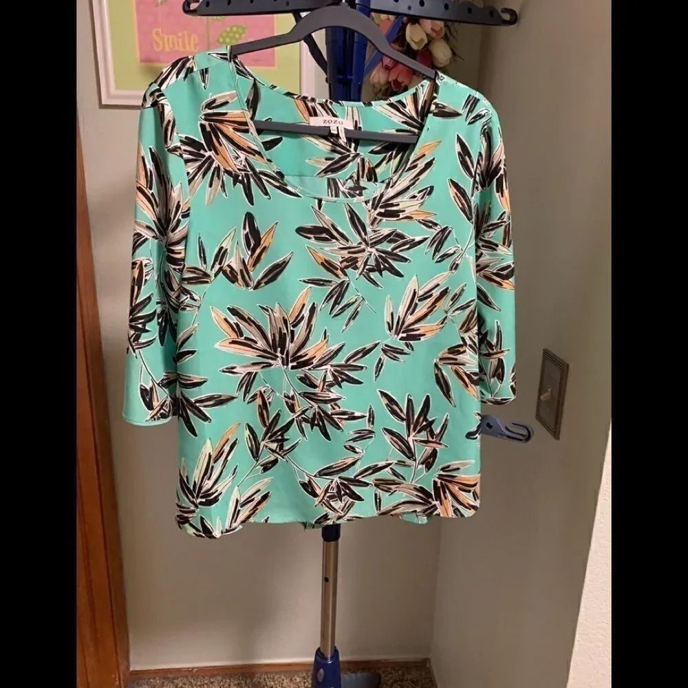 NWT ZOZO 3/4 sleeve Multi Colored Blouse #146